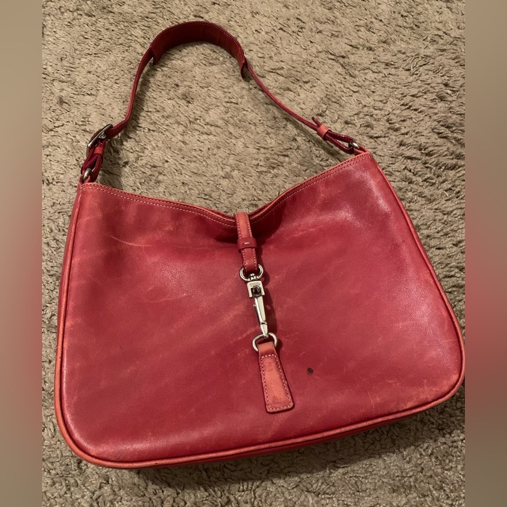 Beautiful COACH red purse with clasp